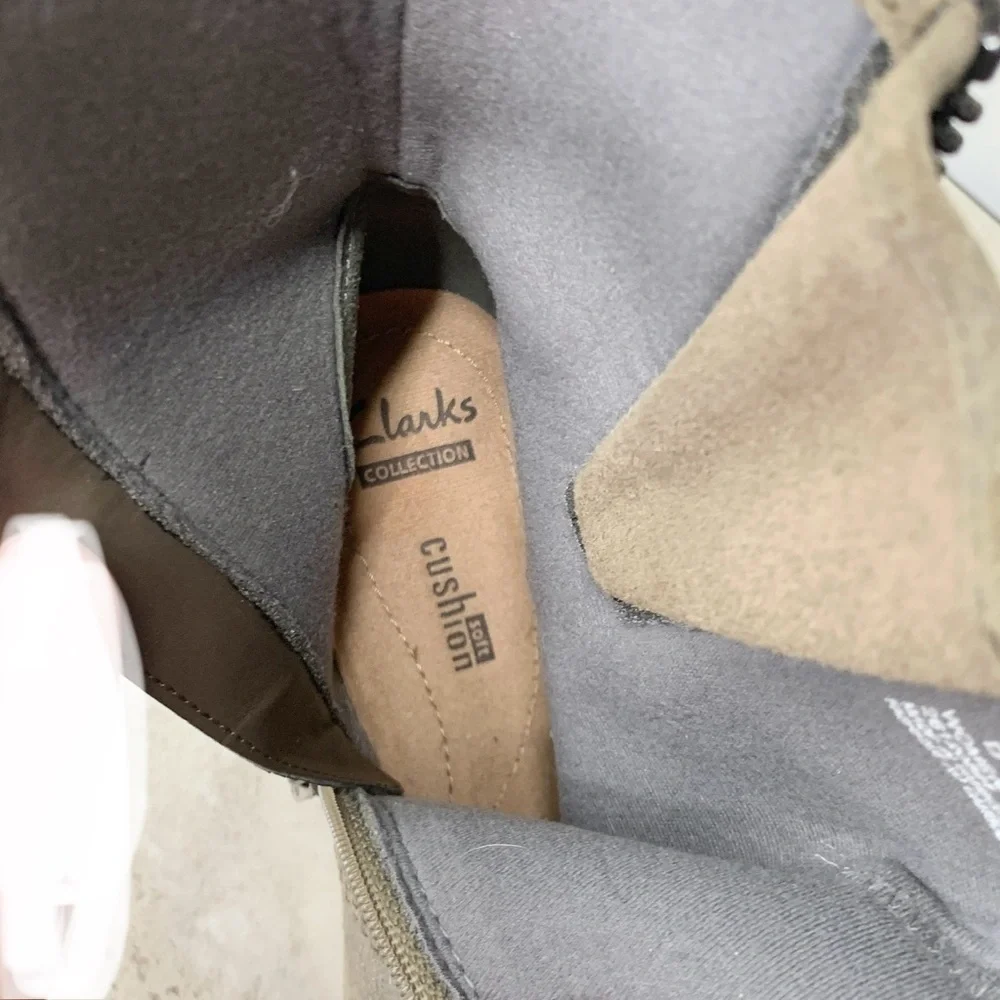 Clarks ankle bootie